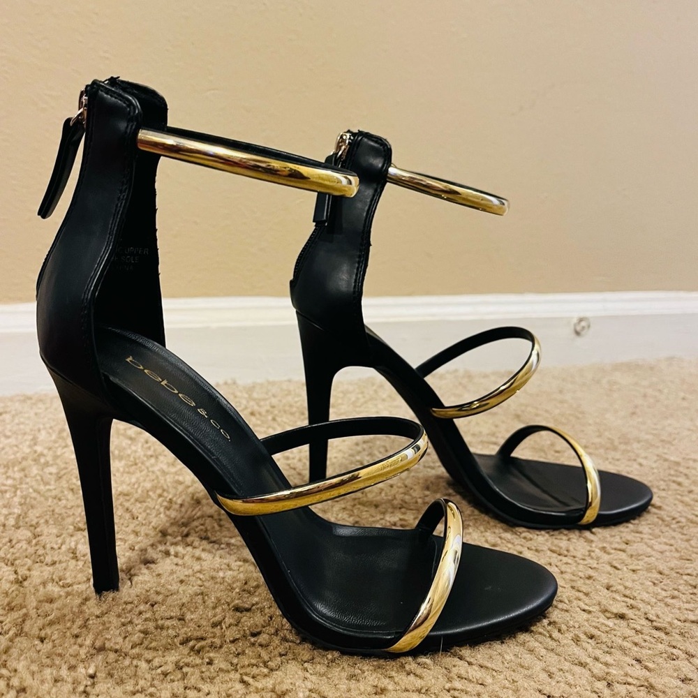 Elegant Black and Gold Women's Heels